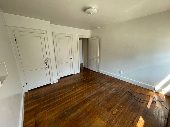 5th image of 238 Corey Rd