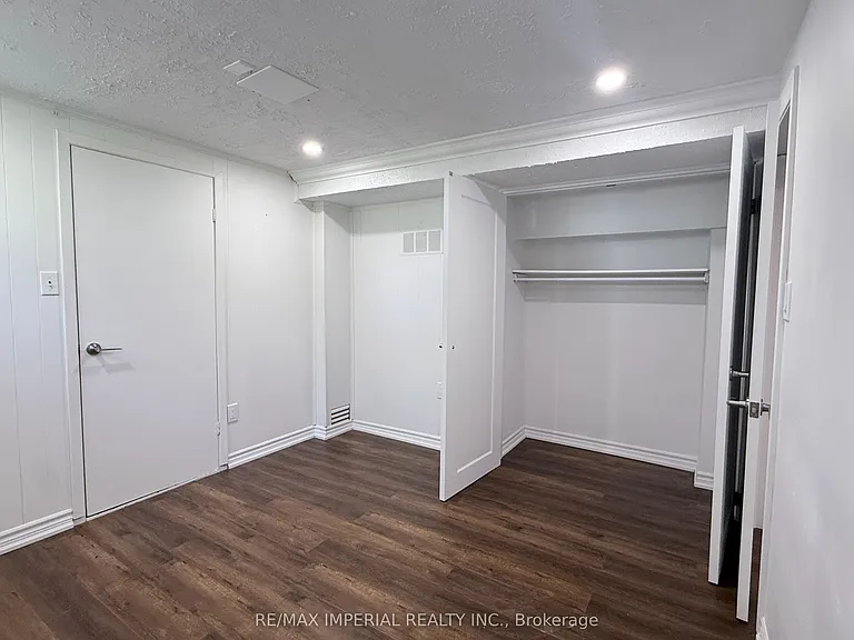 69 Edgar Ave #BASEMENT — Photo 12