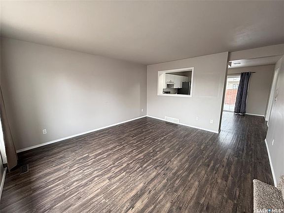 2nd image of UNIT 32-809 Kristjanson ROAD