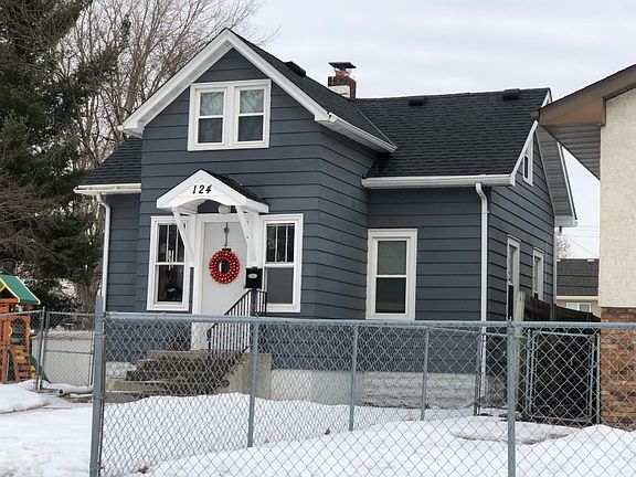 2nd image of 124 Dale St W