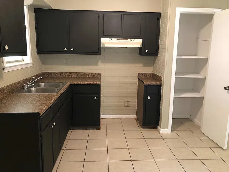 5091 Breckenwood Dr — Photo 5