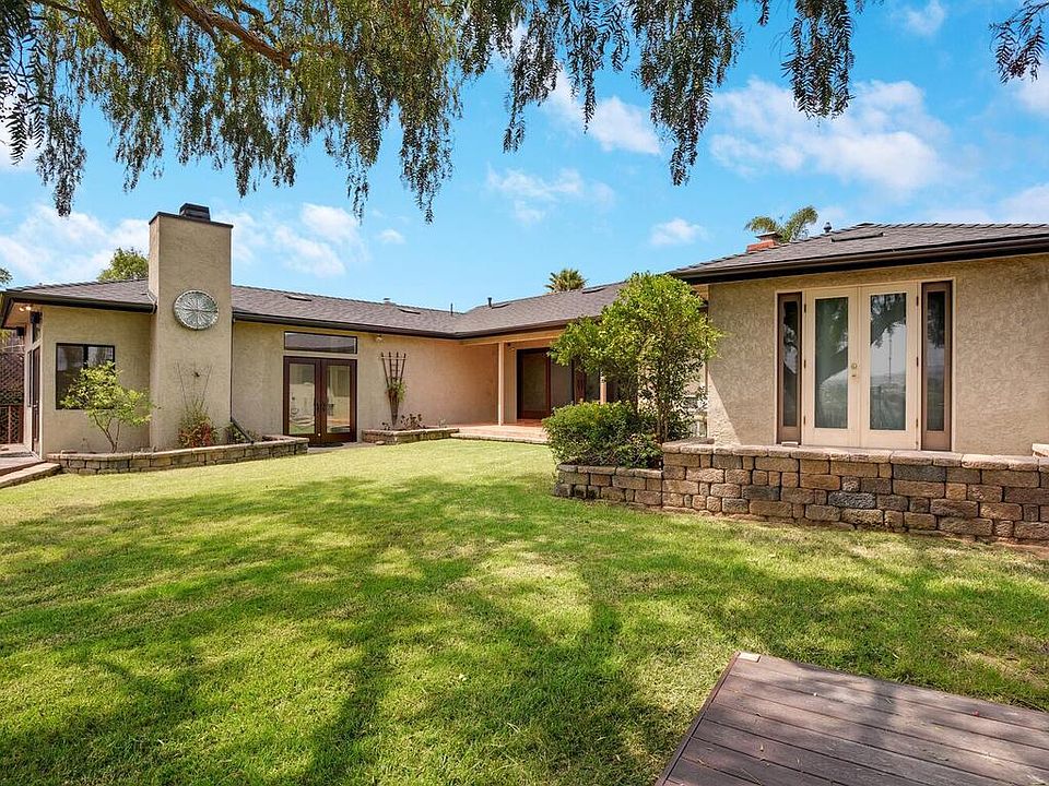 1st image of 4870 Lila Dr