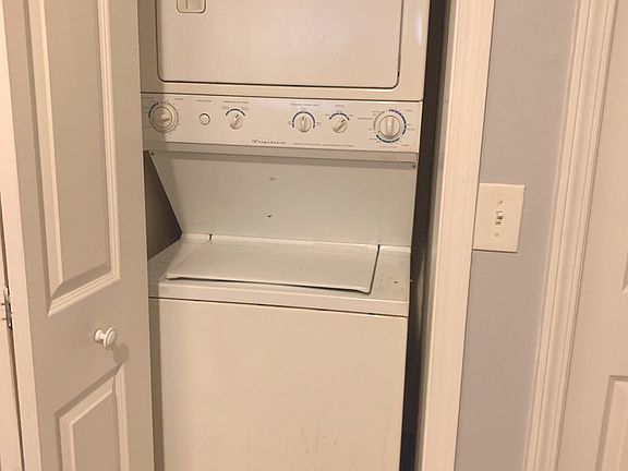 5th image of 7238 S Cornell Ave #Gn