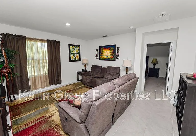 833 Ambleside Dr — Photo 19