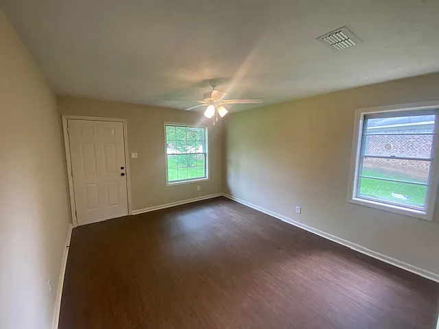 3244 Redwood Dr — Photo 7
