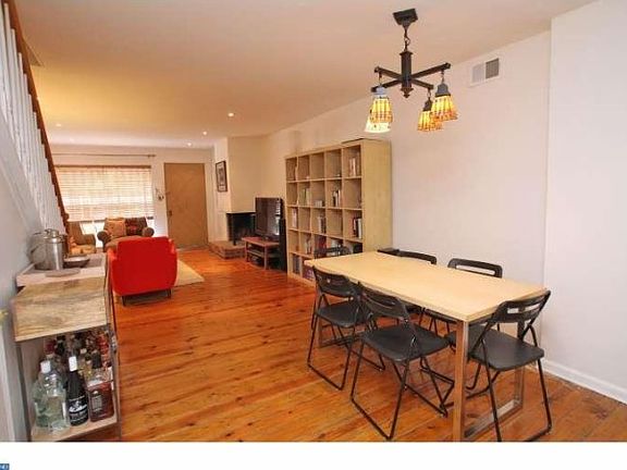 3rd image of 1110 Lombard St APT 26