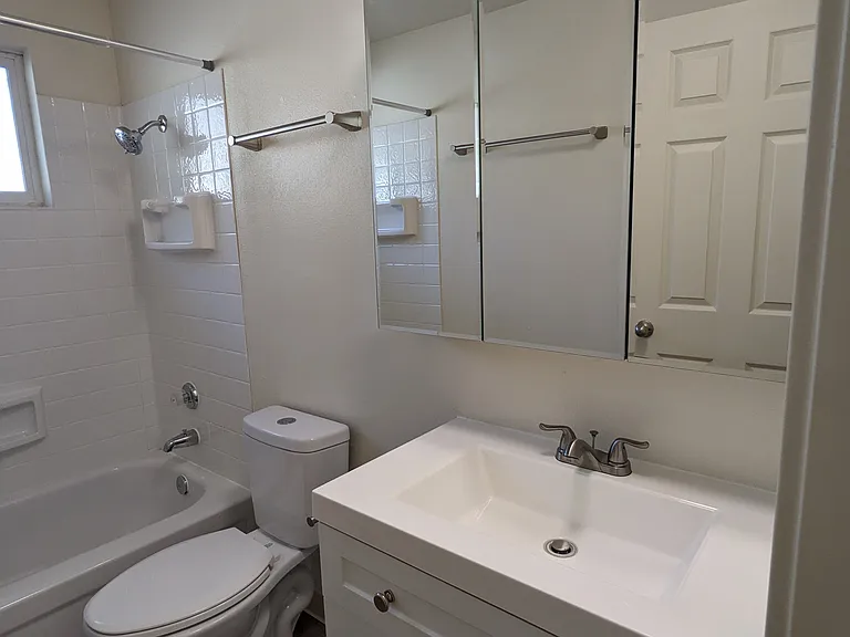 4063 N Alaska St #4063 — Photo 6