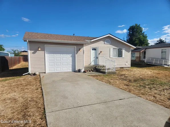 3401 W Box Canyon Dr, Post Falls, ID 83854