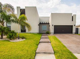 2807 T S Eliot Dr, Laredo, TX 78041