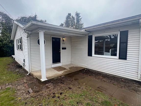 2nd image of 2923-25 Haas Ave