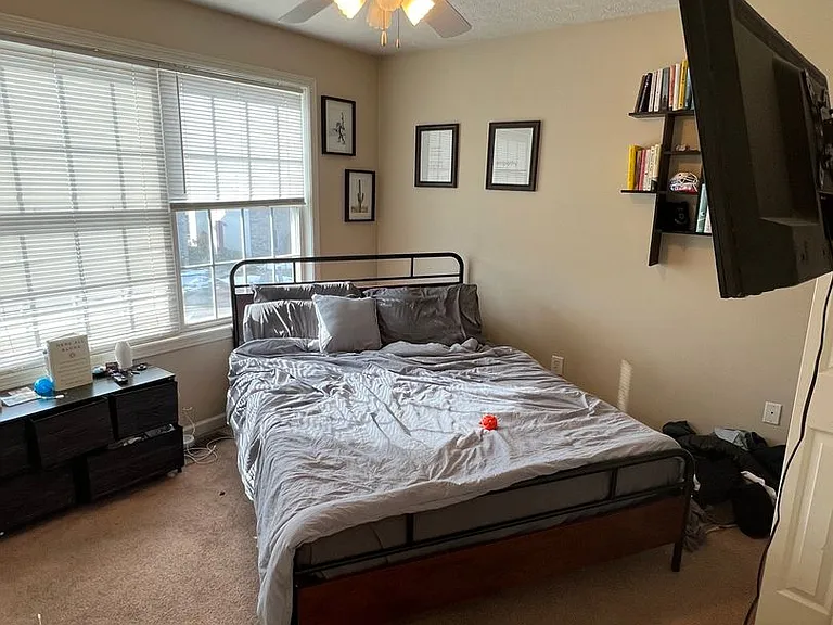 2620 E Oaklawn Ct — Photo 10