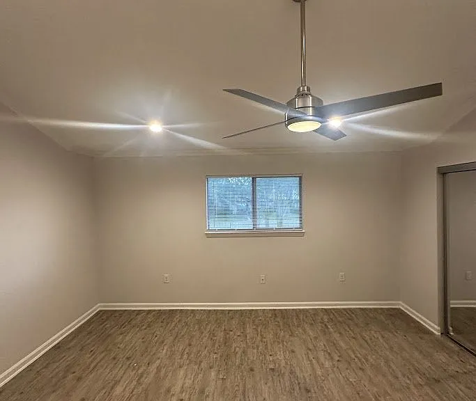 Juniper Springs Apartments — Photo 90