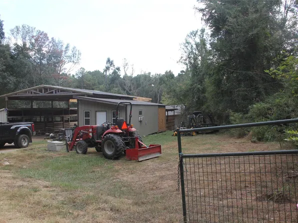 12240 High Fire Rd, Montgomery, TX 77356