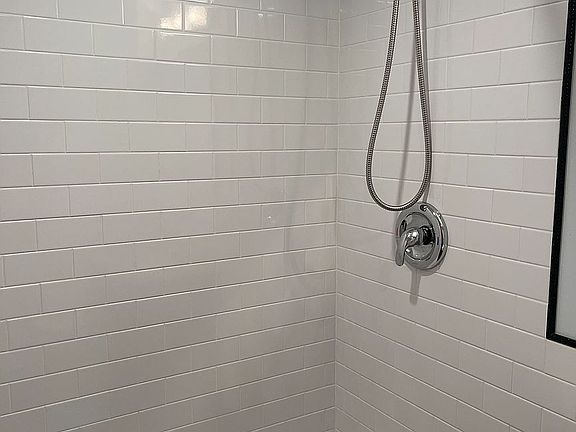 5th image of 7515 21st Ave #1
