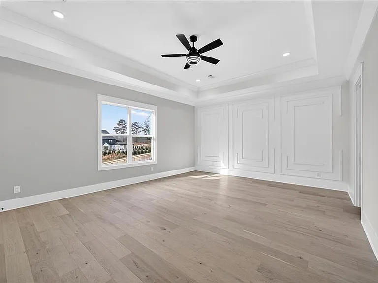 405 Thunder Rd — Photo 42