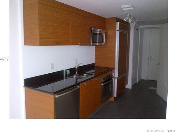 2nd image of 50 Biscayne Blvd APT 2203