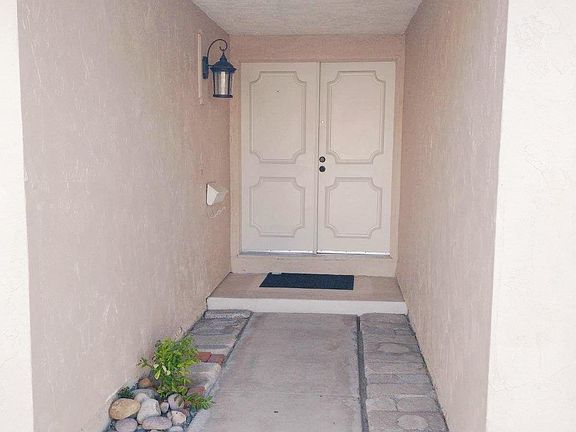 2nd image of 10124 Woodpark Dr