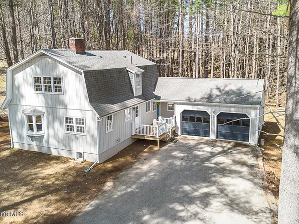 259 Housatonic St, Lenox, MA 01240