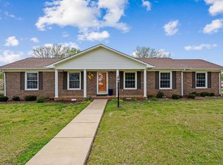 132 Crestview Dr, McMinnville, TN 37110