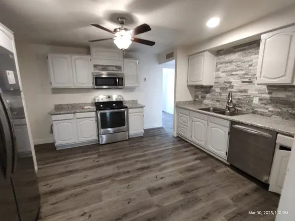 11239 W Missouri Ave, Youngtown, AZ 85363