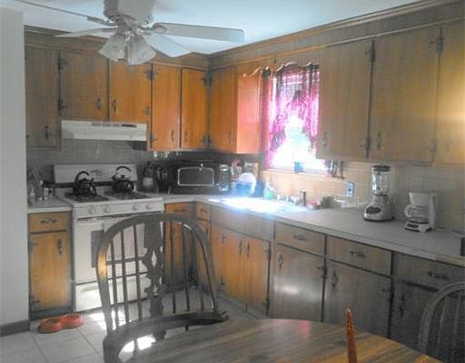 4th image of 12 Garnet Rd