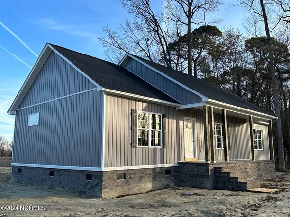 4454 Sharp Point Road, Fountain, NC 27829