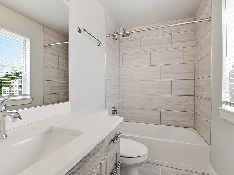 3348 W 17th Ave — Photo 24