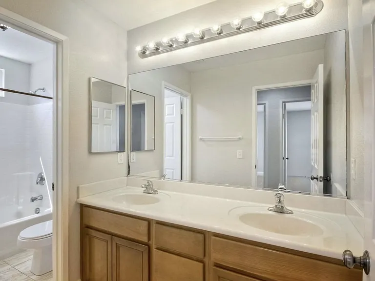 233 Canyon Creek Way — Photo 26