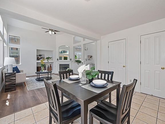 3rd image of 7828 Calzada Way