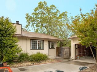 752 Agnew Pl, Santa Rosa, CA 95401