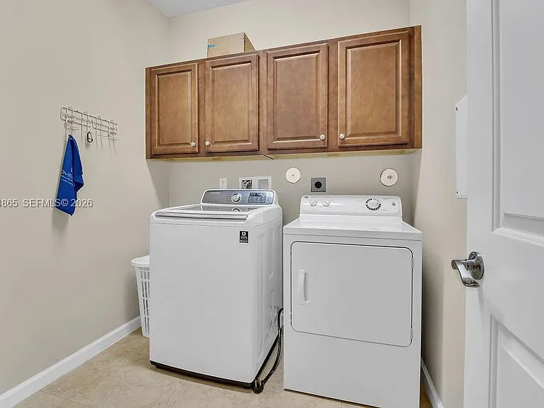 4357 Cascada Cir #4357 — Photo 10