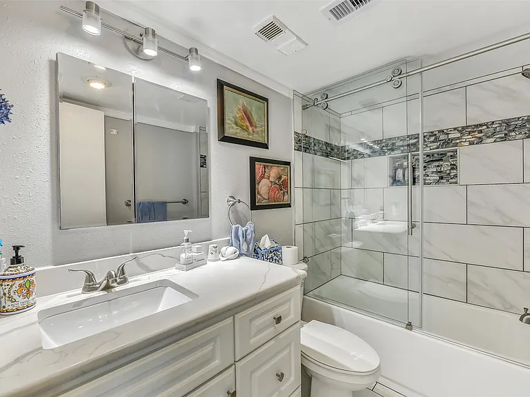 7310 Seawall Blvd #605 — Photo 18