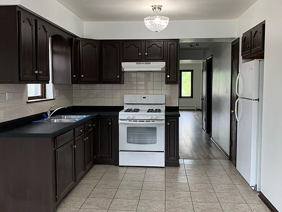 4th image of 2213 N 73rd Ave #2