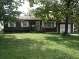 4 Leisure Rd, Eldon, MO 65026