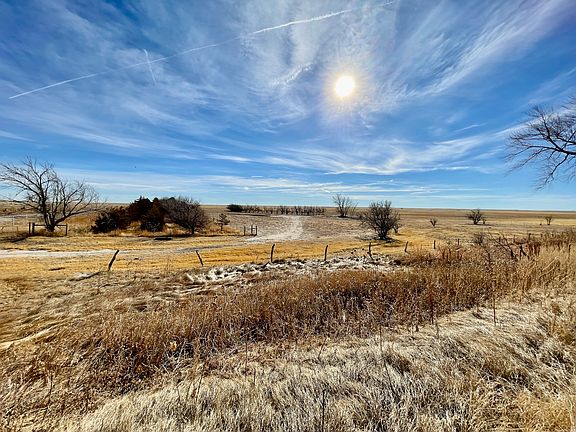3rd image of 1738 County Road 185