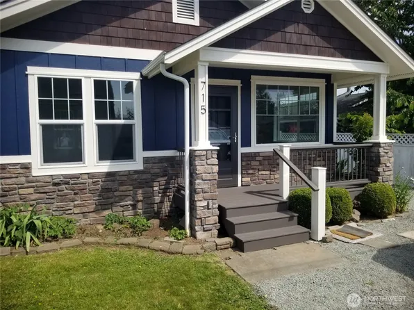715 Ford Avenue, Snohomish, WA 98290