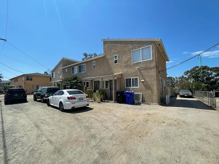 6608 Kelly St — Photo 1