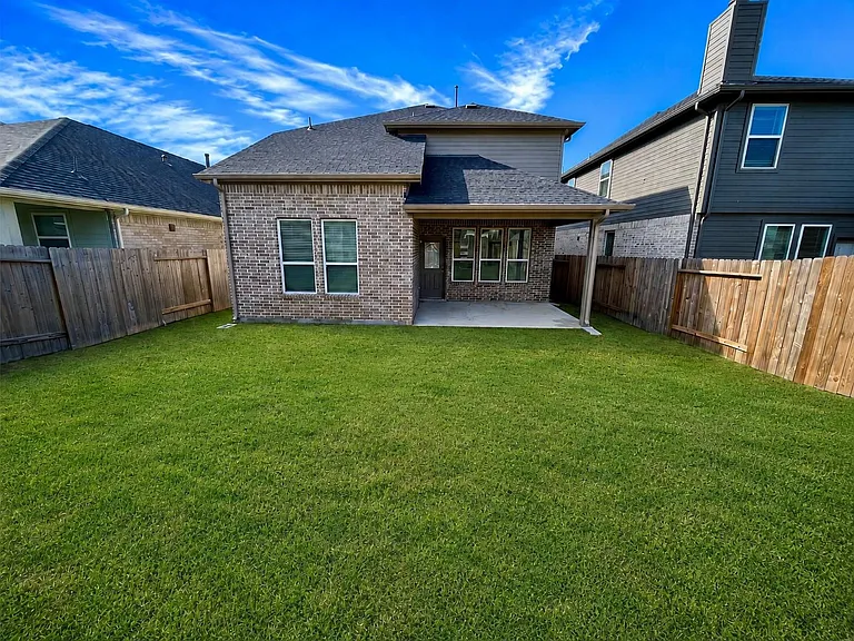 40621 Guillemont Ln — Photo 15
