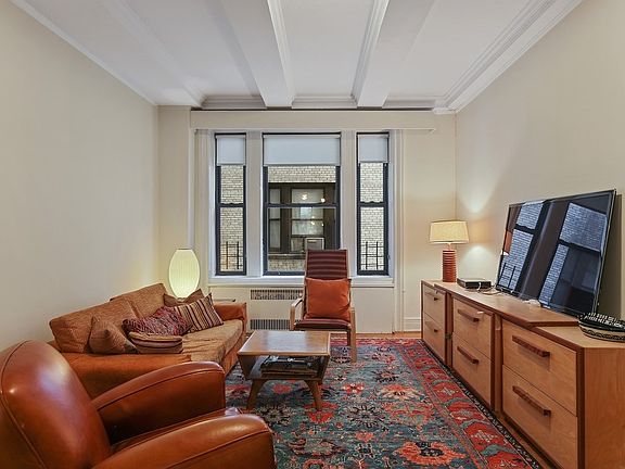 3rd image of 525 W End Ave APT 7H