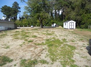 153 Market St, Onancock, VA 23417