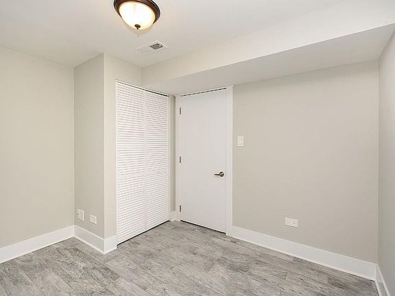 5th image of 2536 N Kimball Ave