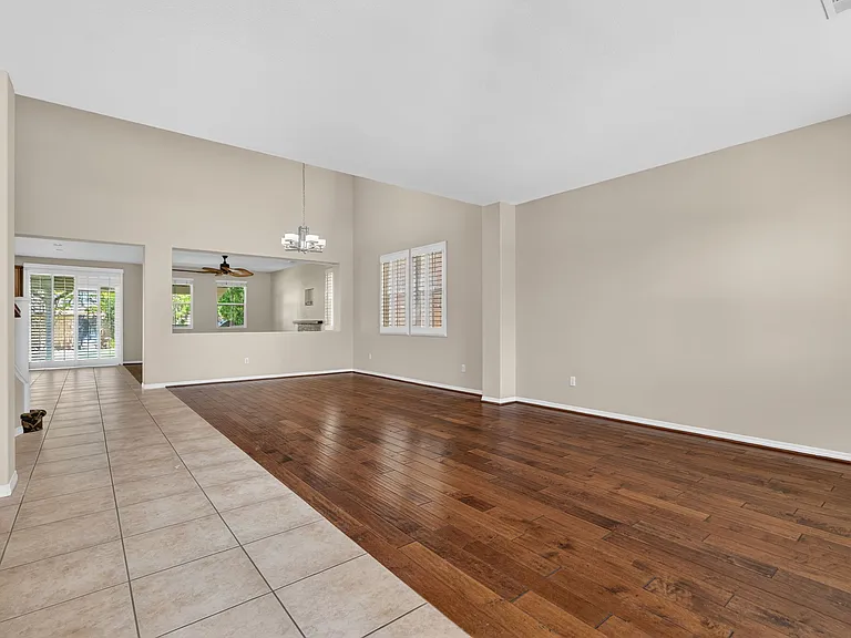 26525 Craftsmen Ct — Photo 6