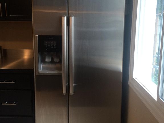 5th image of 145 E 1st Ave