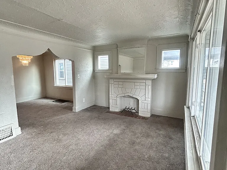 15708 Cherrylawn St #1 — Photo 7