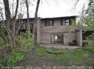 98 South Dr, Circle Pines, MN 55014