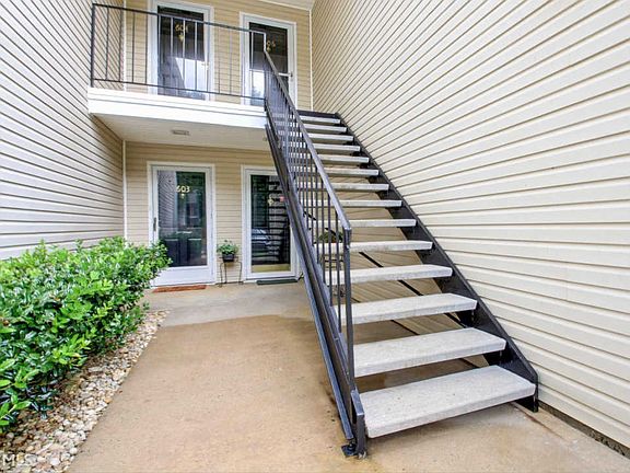 5th image of 605 Ridgefield Dr
