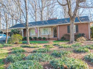 706 Lipscomb Rd, Greensboro, NC 27410