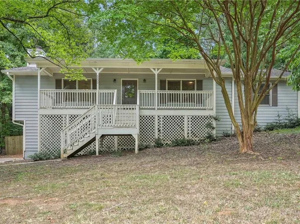 6033 Jonathan Trce, Canton, GA 30115