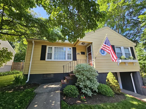 181 Manchester St, Mattapan, MA 02126