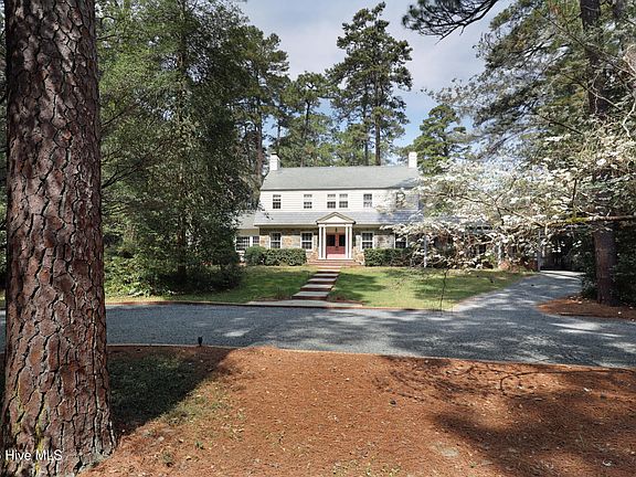 3rd image of 110 N Highland Road